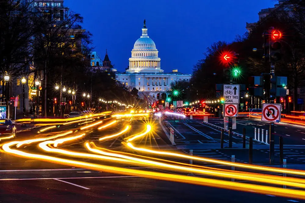 Give the Gift of Discovery: A Guided Tour of Washington, DC